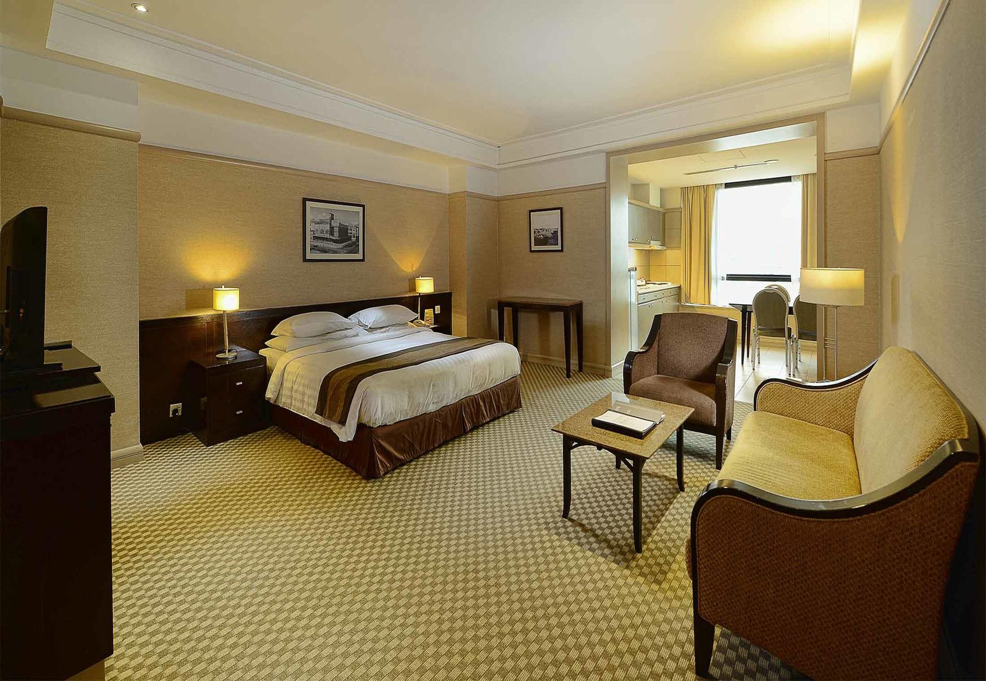 Pacific Regency Hotel Suites Kuala Lumpur Exteriér fotografie A room at the hotel