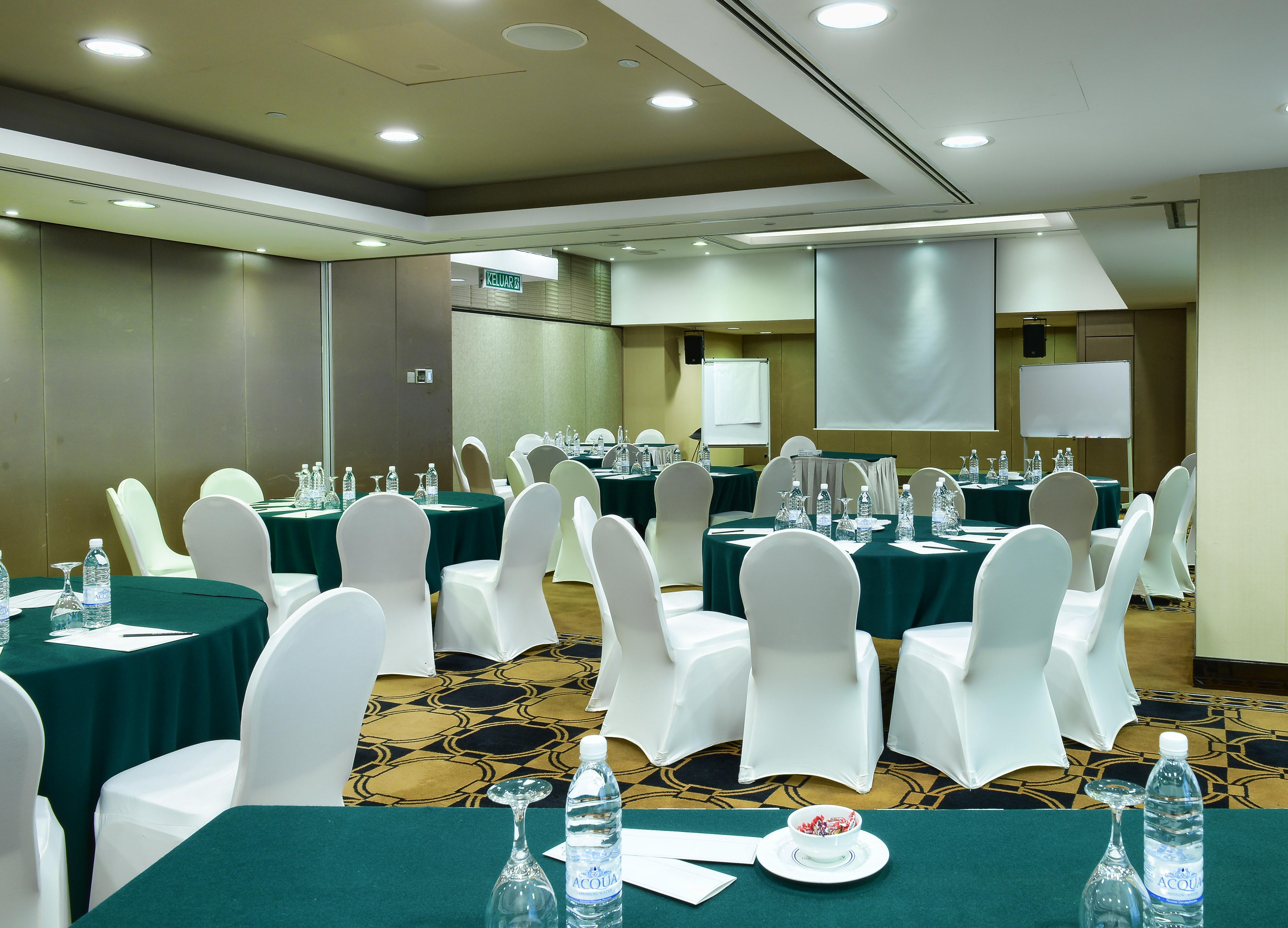 Pacific Regency Hotel Suites Kuala Lumpur Exteriér fotografie Meeting room